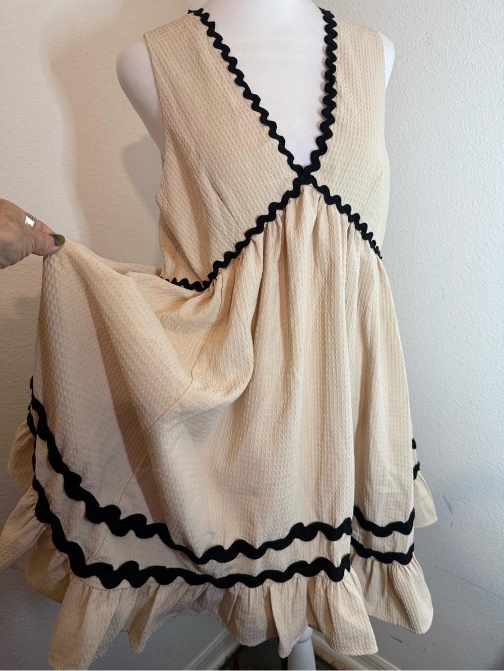 ENTRO Cream Textured Ric Rac Trim Babydoll Mini Dress S - Picture 3 of 11